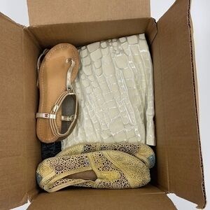 Women’s Mystery Box; Toms, Express, Tommy & More!